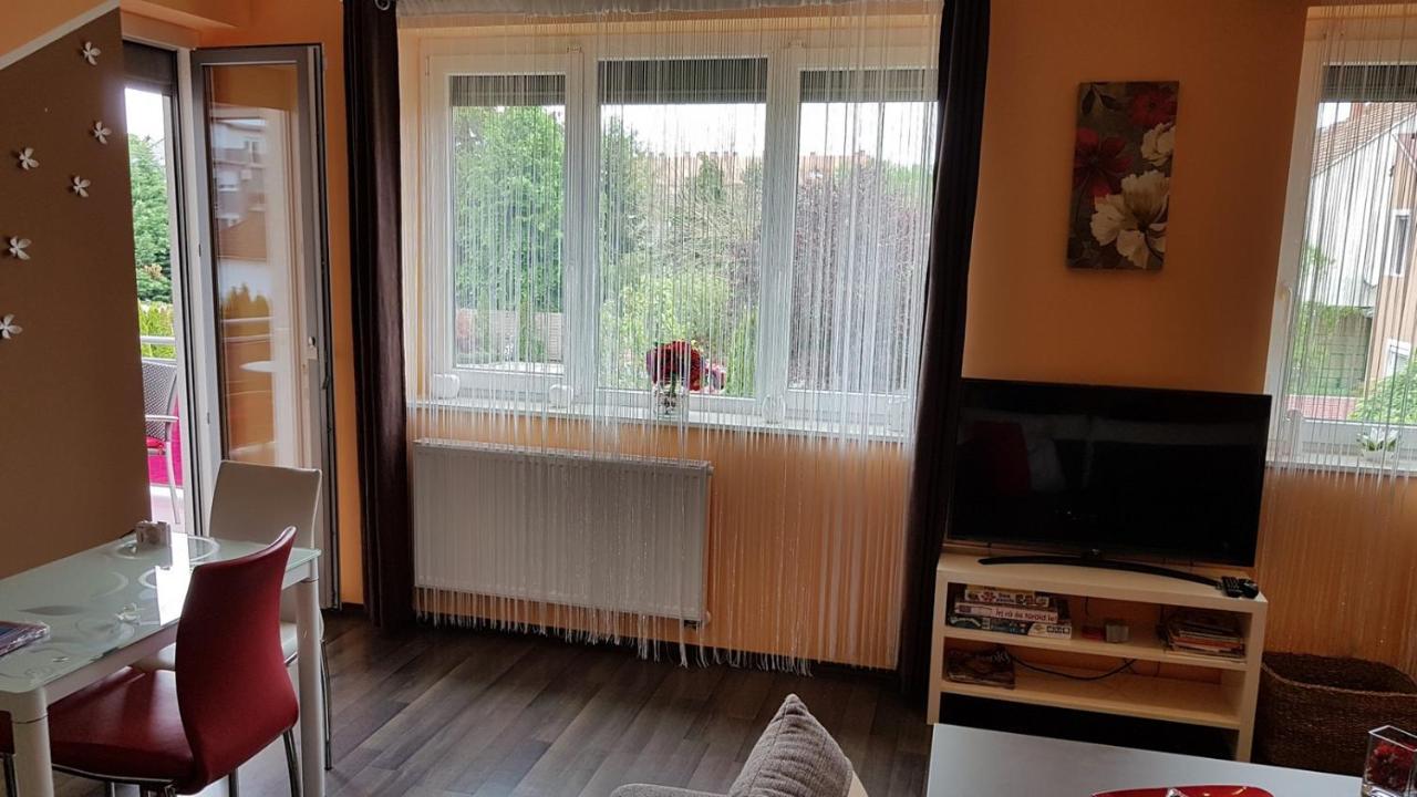 Zafir Sziget Apartman Шарвар Экстерьер фото