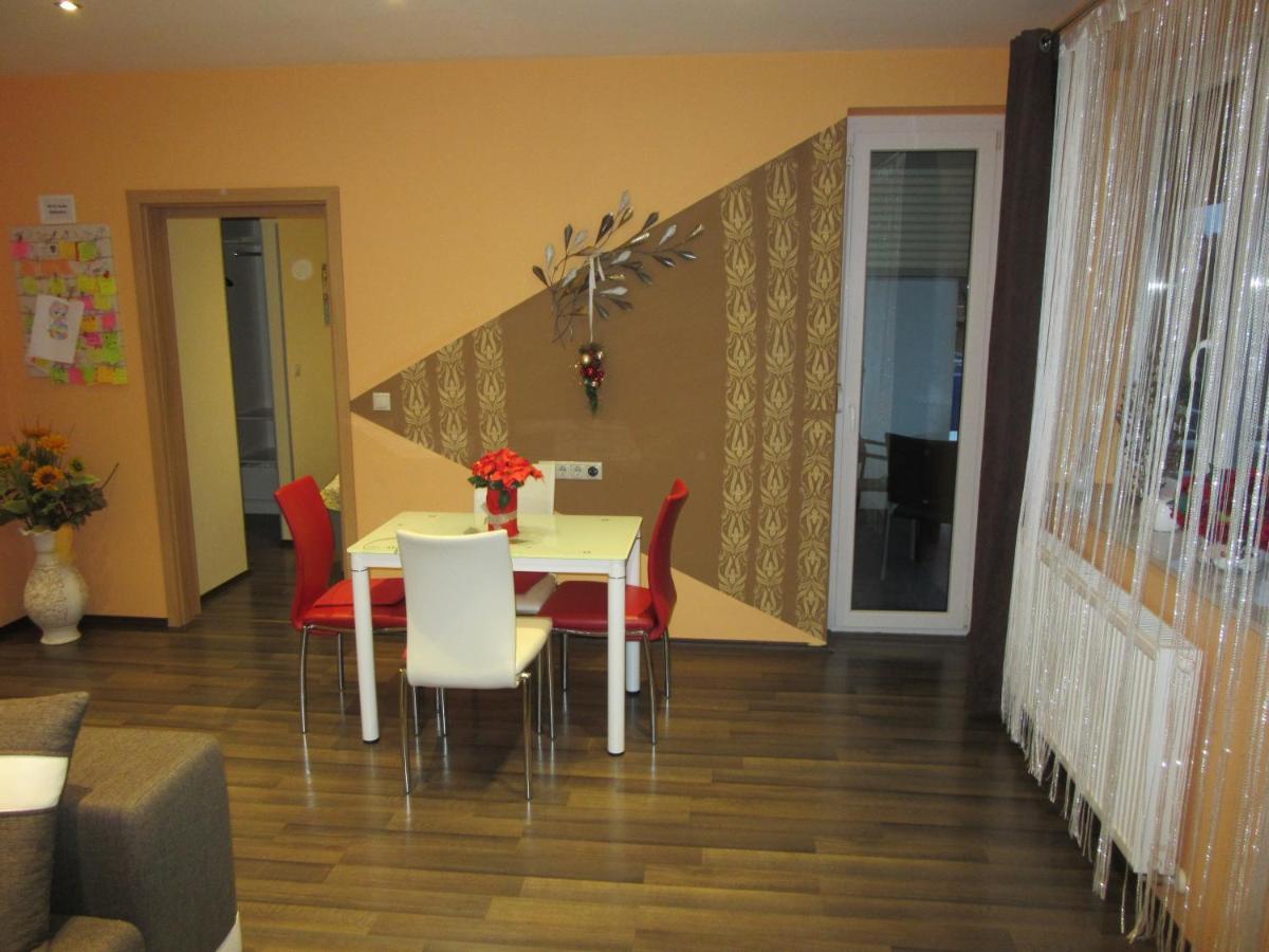 Zafir Sziget Apartman Шарвар Экстерьер фото