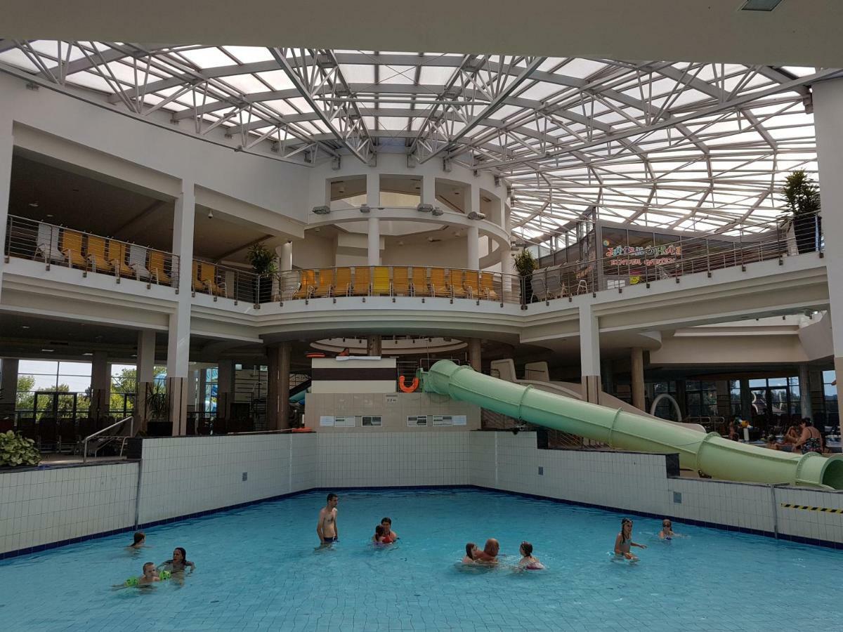 Zafir Sziget Apartman Шарвар Экстерьер фото